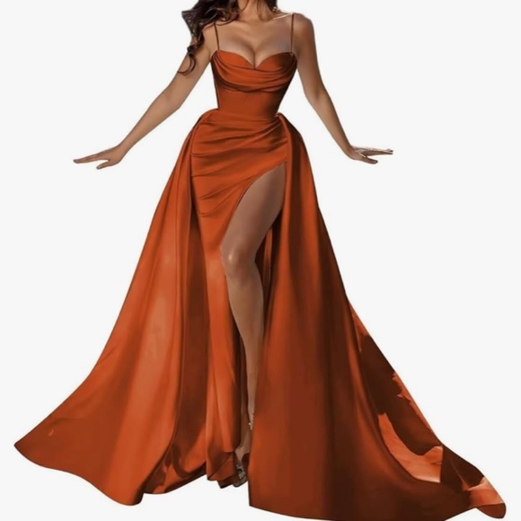 Burnt orange satin formal dress - Picture 1 of 3